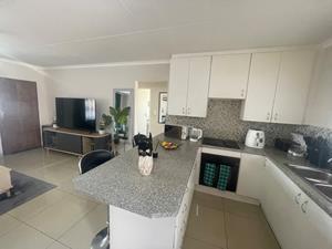 2 Bedroom Property for Sale in Chloorkop Gauteng