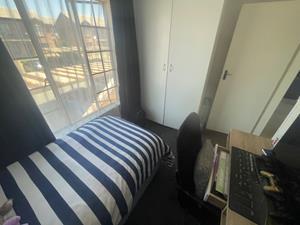 2 Bedroom Property for Sale in Chloorkop Gauteng