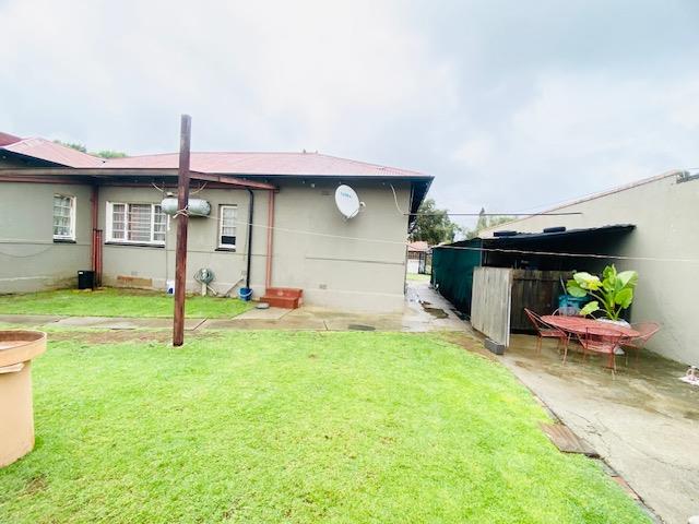 3 Bedroom Property for Sale in Dunnottar Gauteng