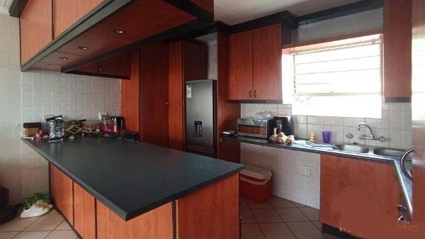 3 Bedroom Property for Sale in Die Hoewes Gauteng