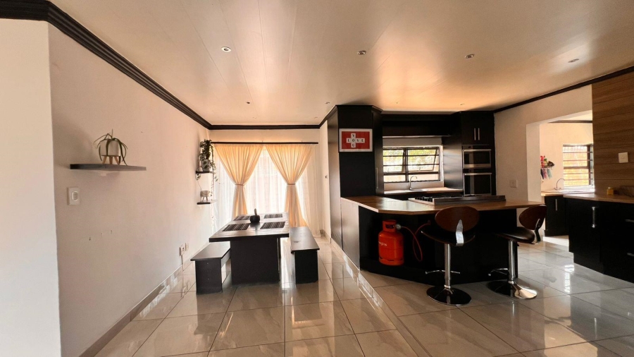 3 Bedroom Property for Sale in Actonville Gauteng