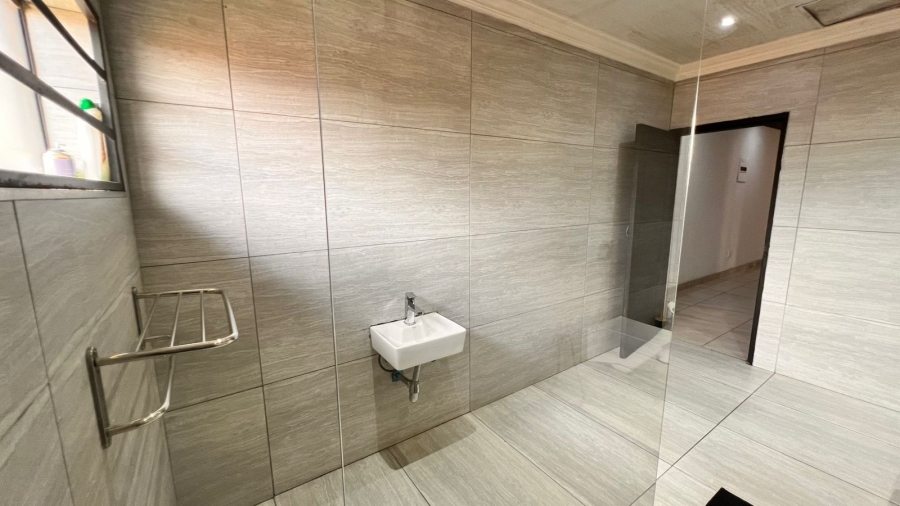 3 Bedroom Property for Sale in Actonville Gauteng