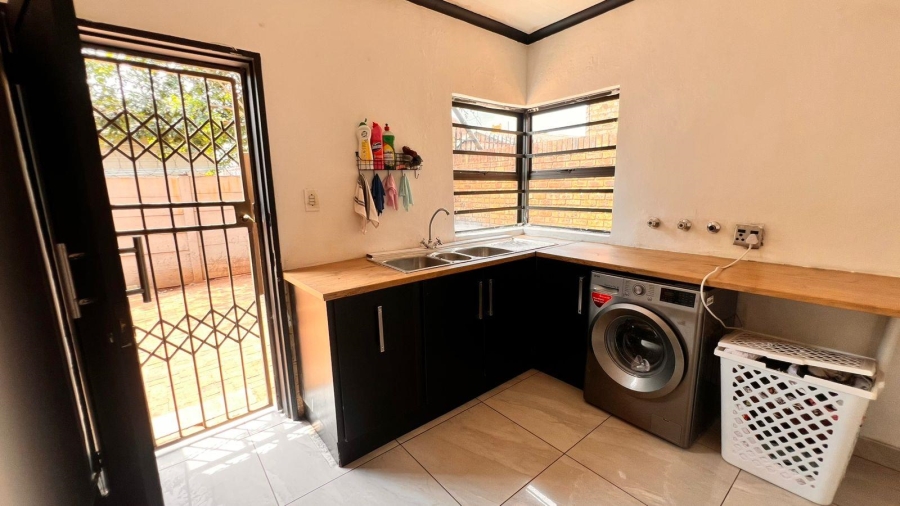 3 Bedroom Property for Sale in Actonville Gauteng