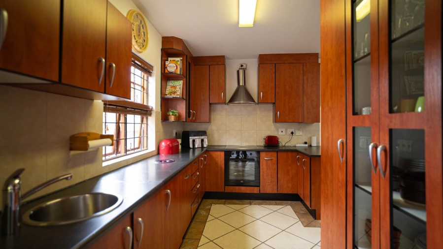 4 Bedroom Property for Sale in North Riding Gauteng