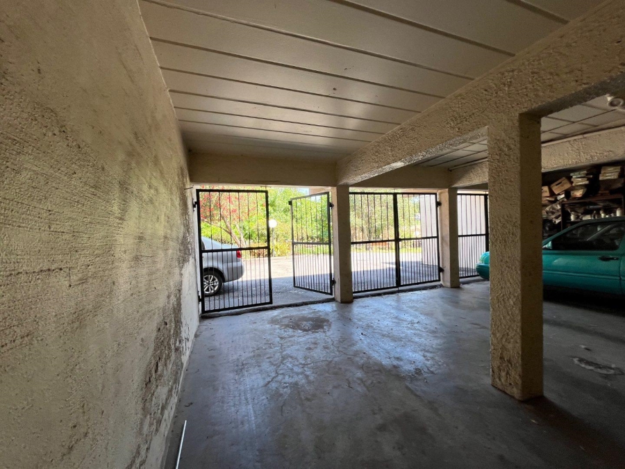 2 Bedroom Property for Sale in Rembrandt Park Gauteng