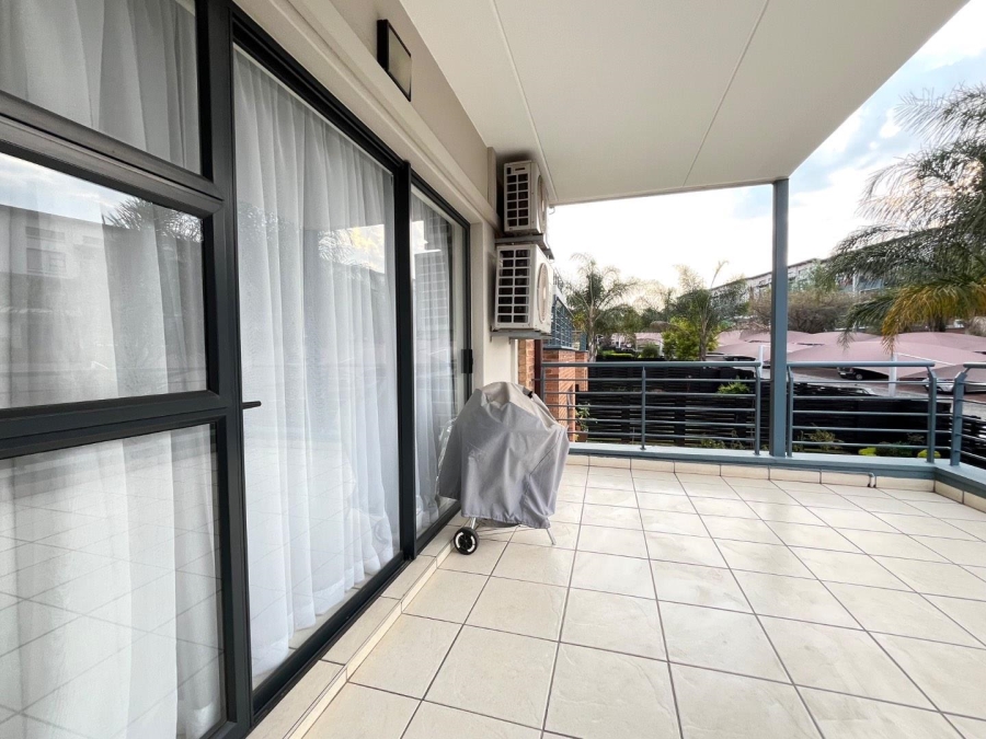 2 Bedroom Property for Sale in Greenstone Gate Gauteng