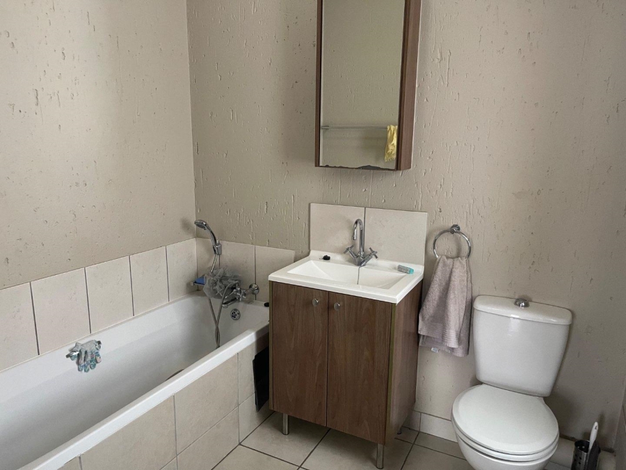 2 Bedroom Property for Sale in Ferndale Gauteng