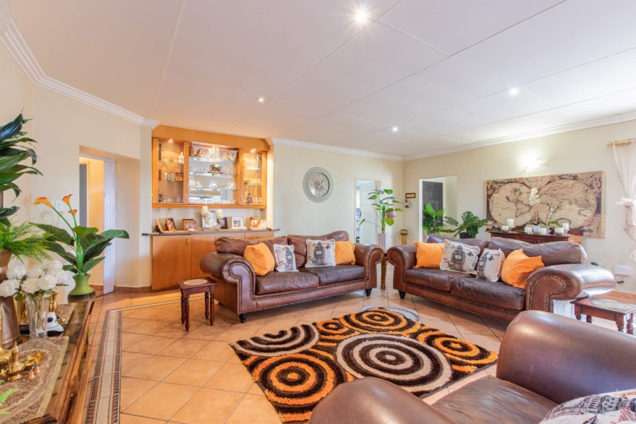 3 Bedroom Property for Sale in Noordheuwel Gauteng