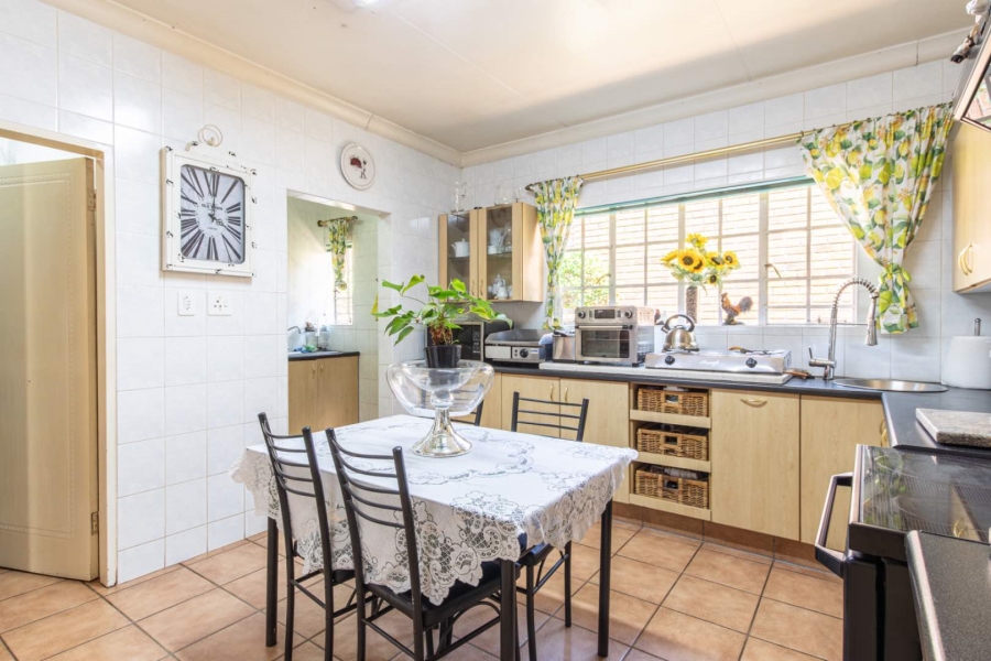 3 Bedroom Property for Sale in Noordheuwel Gauteng