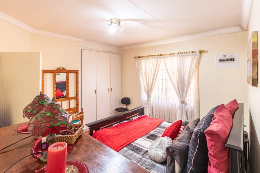 3 Bedroom Property for Sale in Noordheuwel Gauteng