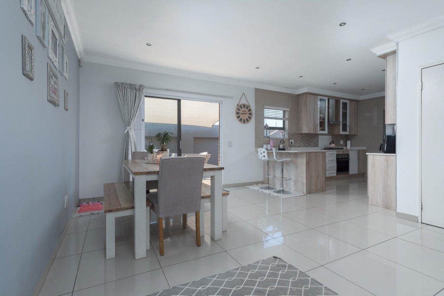 3 Bedroom Property for Sale in Raceview Gauteng