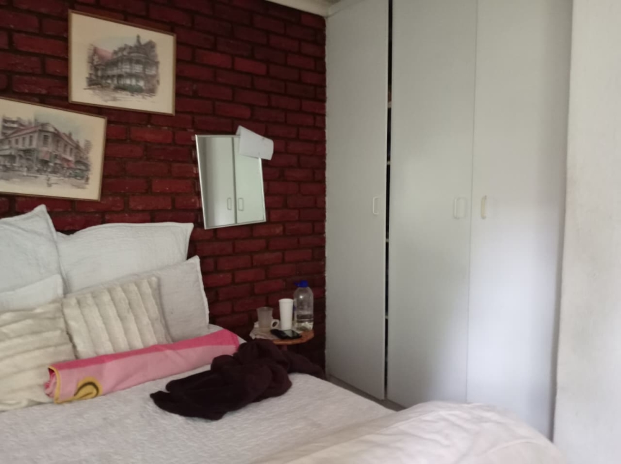 2 Bedroom Property for Sale in Forest Hill Gauteng