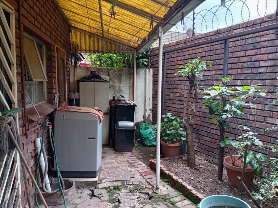 2 Bedroom Property for Sale in Forest Hill Gauteng
