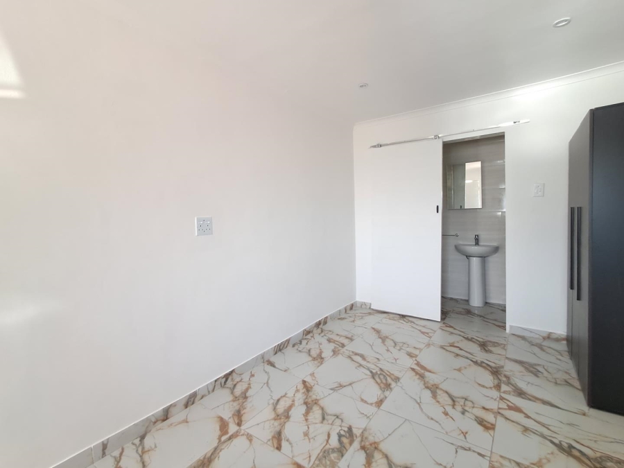 1 Bedroom Property for Sale in Mulbarton Gauteng