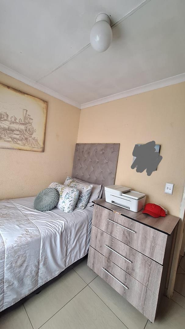 2 Bedroom Property for Sale in Soshanguve VV Gauteng