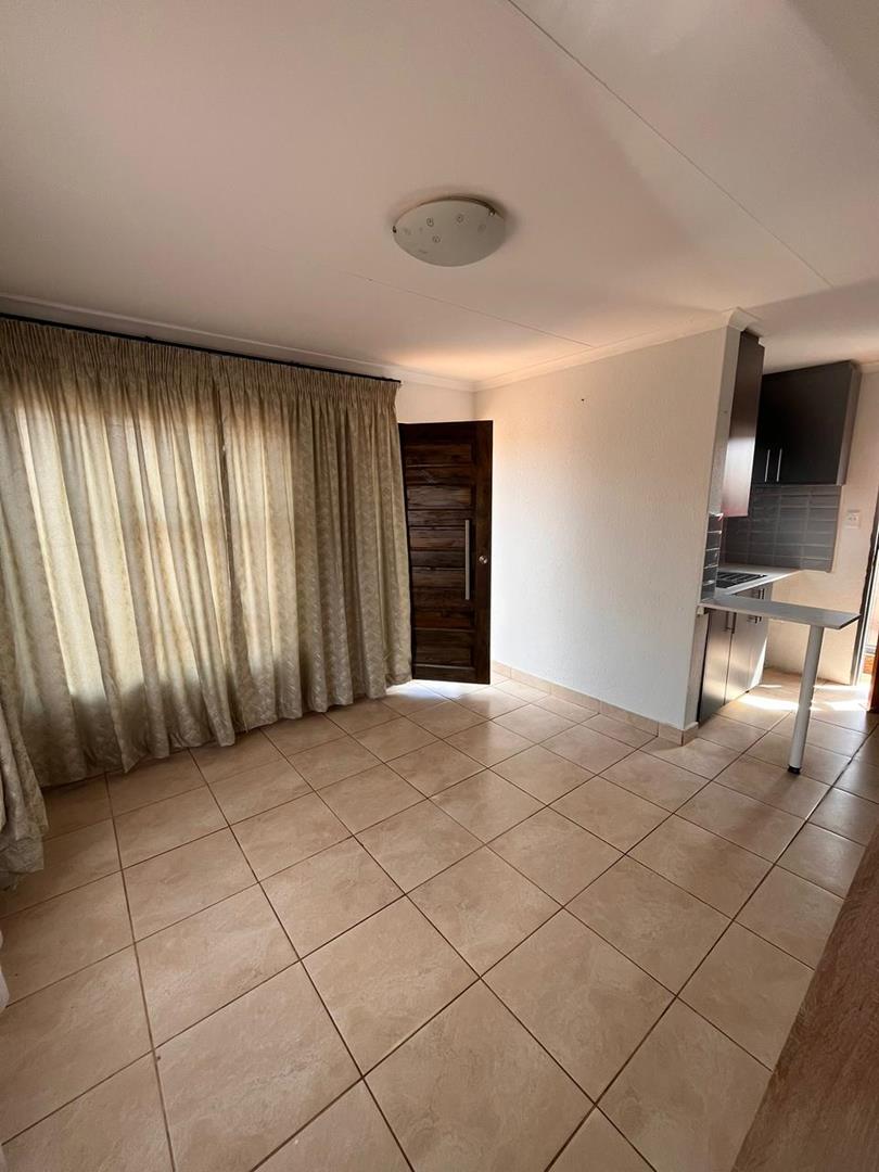 3 Bedroom Property for Sale in Soshanguve WW Gauteng