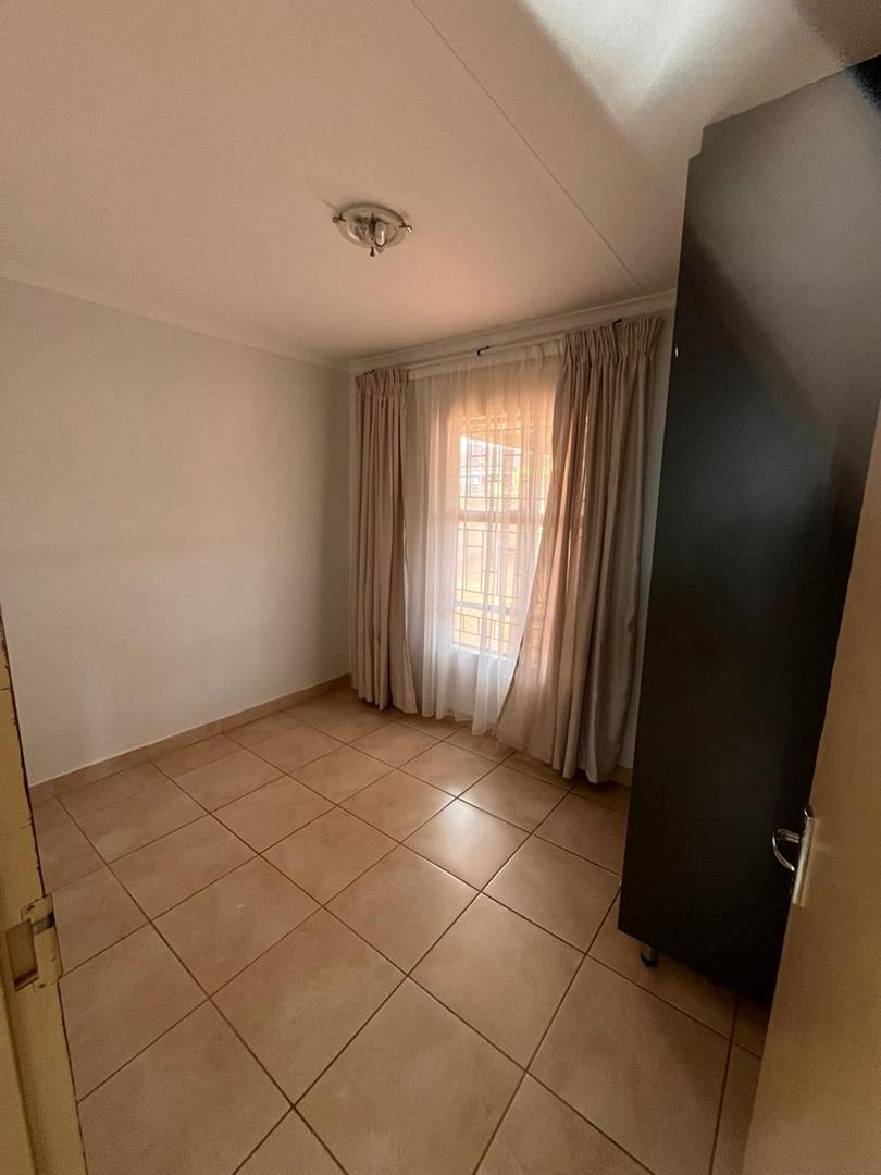 3 Bedroom Property for Sale in Soshanguve WW Gauteng