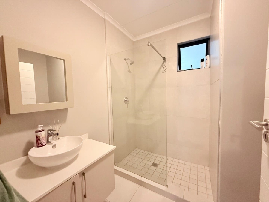 2 Bedroom Property for Sale in Midridge Park Gauteng