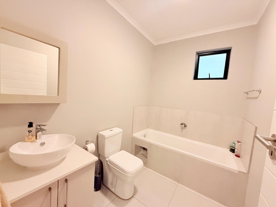 2 Bedroom Property for Sale in Midridge Park Gauteng