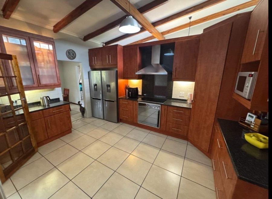 4 Bedroom Property for Sale in Verwoerdpark Gauteng