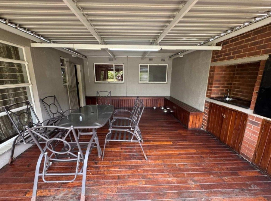 4 Bedroom Property for Sale in Verwoerdpark Gauteng