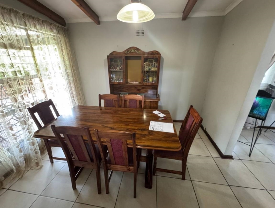 4 Bedroom Property for Sale in Verwoerdpark Gauteng