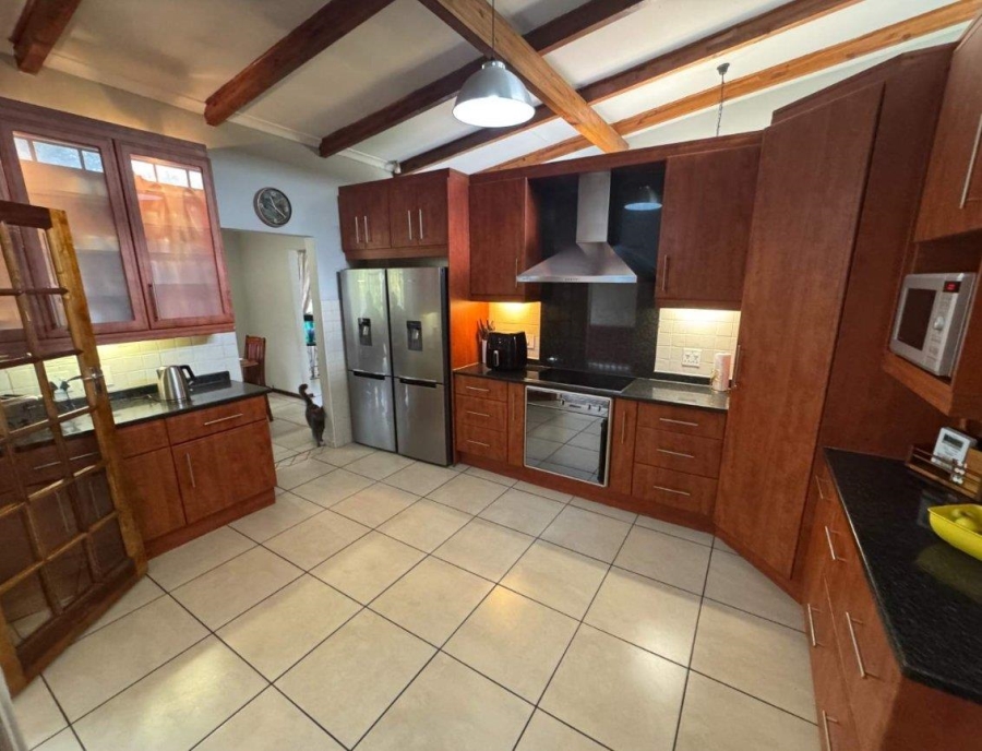 4 Bedroom Property for Sale in Verwoerdpark Gauteng