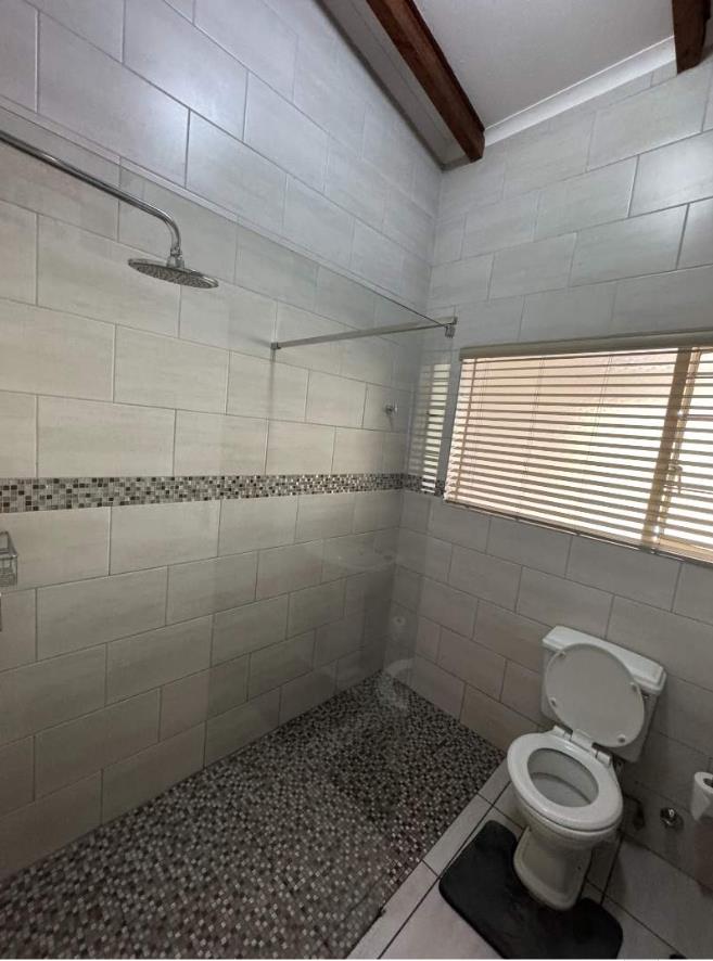 4 Bedroom Property for Sale in Verwoerdpark Gauteng