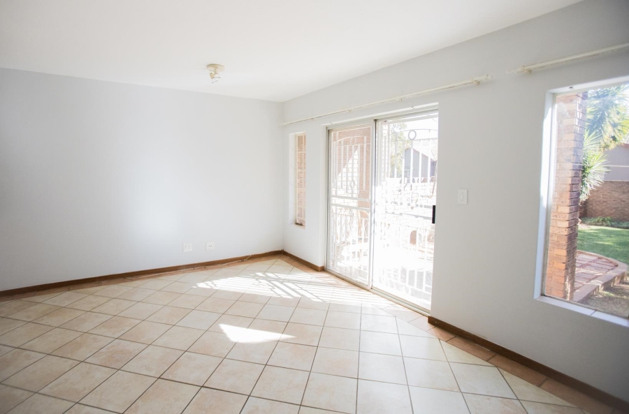 2 Bedroom Property for Sale in Equestria Gauteng