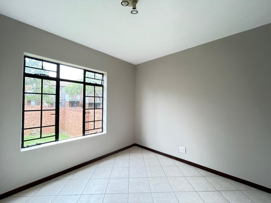 2 Bedroom Property for Sale in Mooikloof Ridge Gauteng