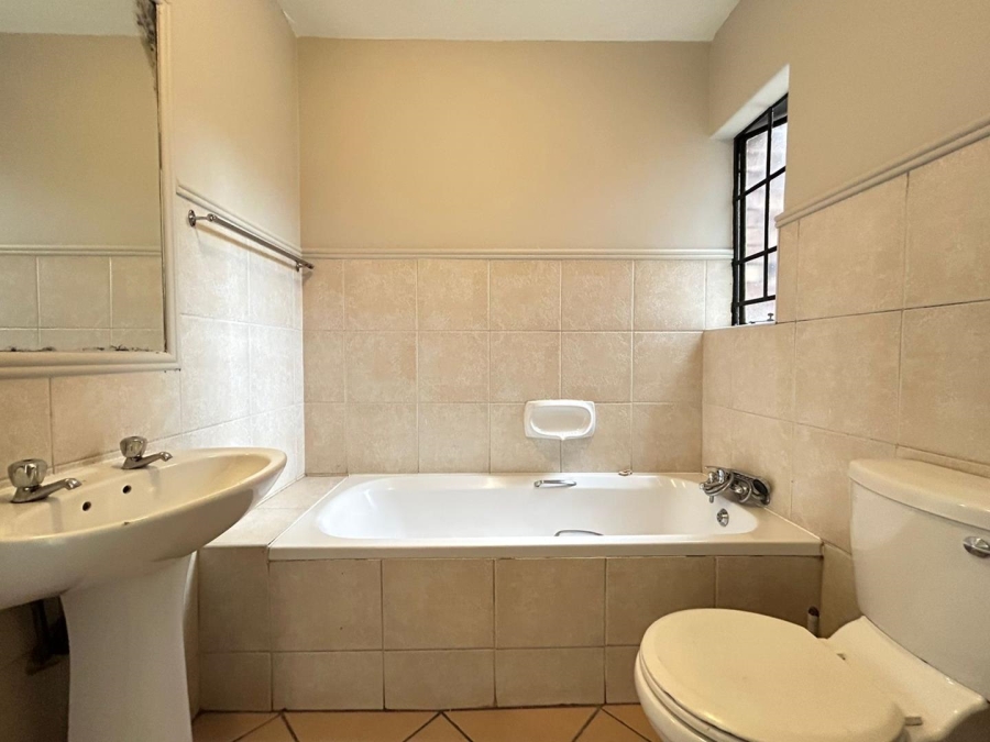 2 Bedroom Property for Sale in Mooikloof Ridge Gauteng