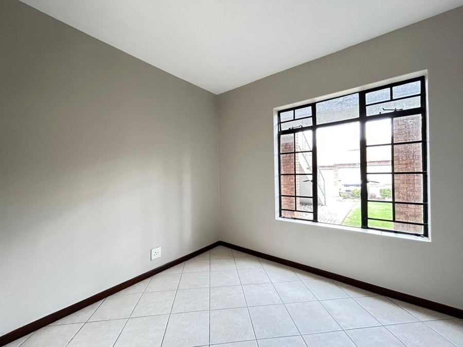 2 Bedroom Property for Sale in Mooikloof Ridge Gauteng