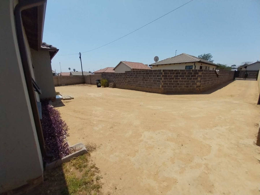 To Let 3 Bedroom Property for Rent in Kya Sands Gauteng