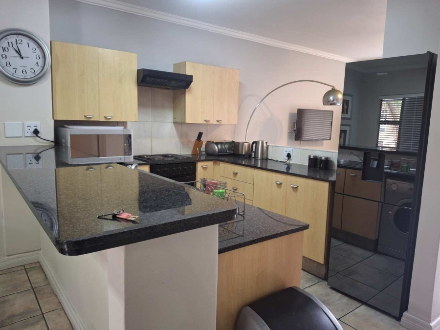 To Let 2 Bedroom Property for Rent in Morningside Gauteng