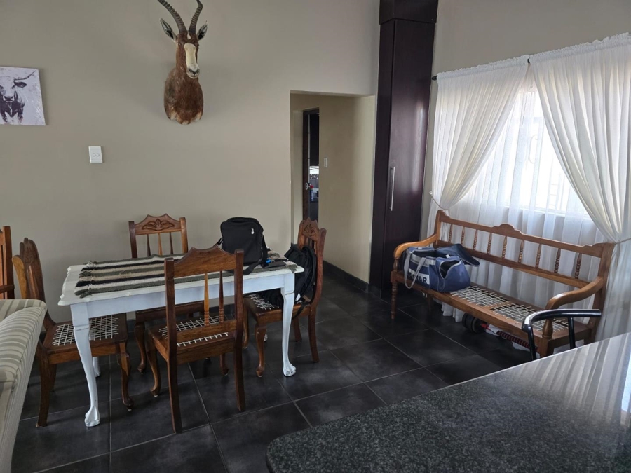 To Let 2 Bedroom Property for Rent in Van Riebeeck Park Gauteng