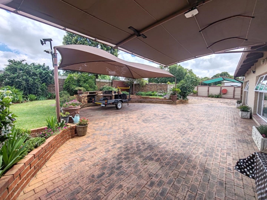 3 Bedroom Property for Sale in Northmead Gauteng