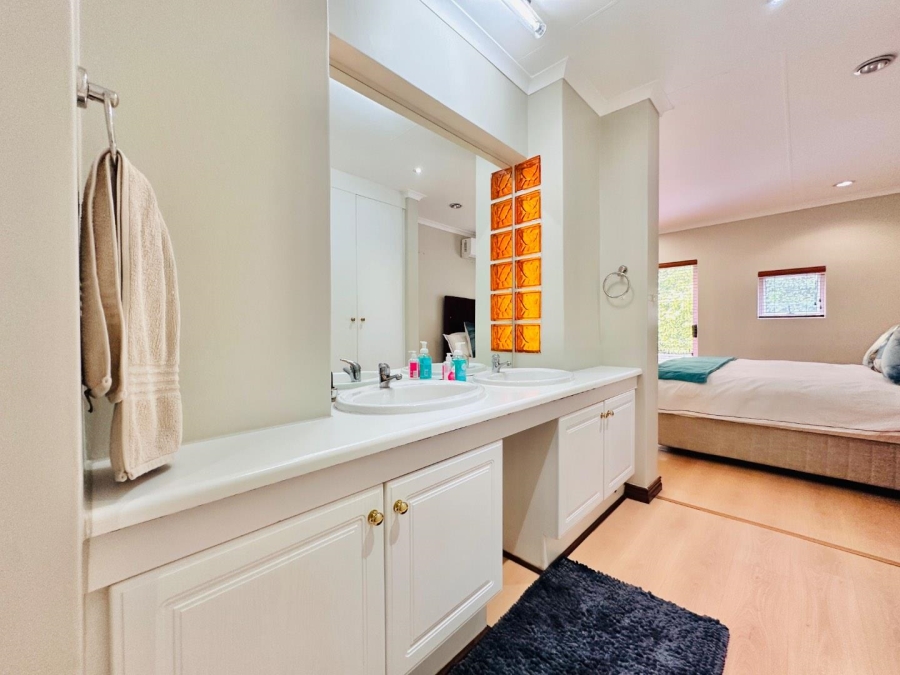 To Let 3 Bedroom Property for Rent in Dainfern Golf Estate Gauteng