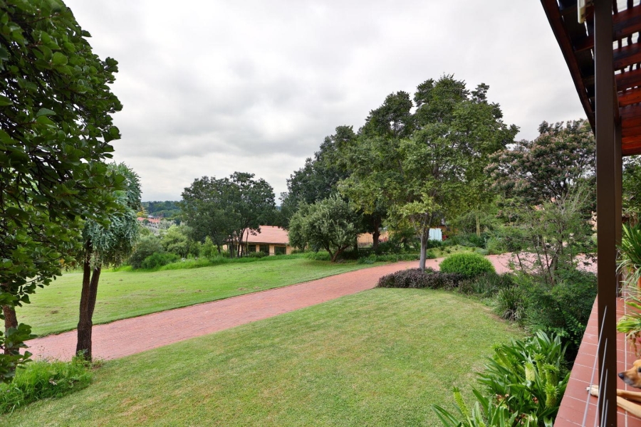 To Let 2 Bedroom Property for Rent in Buccleuch Gauteng