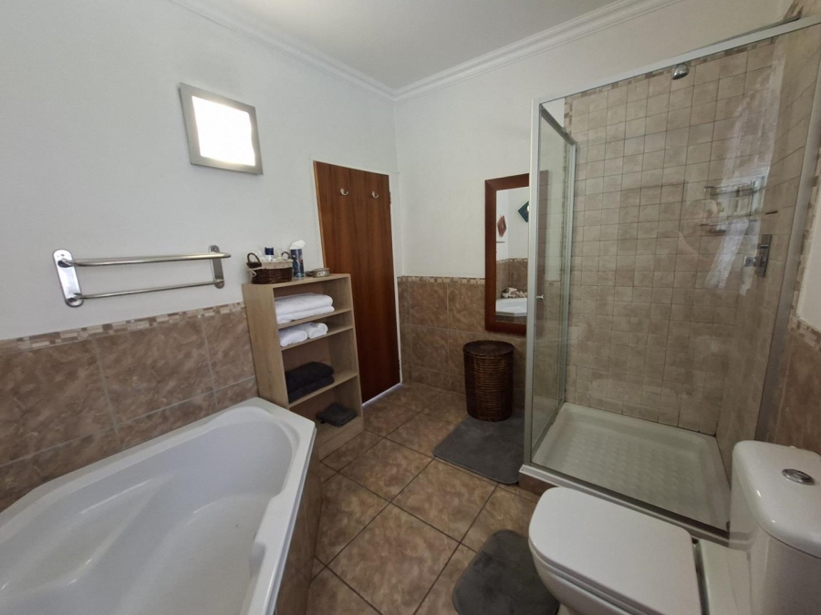 To Let 1 Bedroom Property for Rent in Buccleuch Gauteng