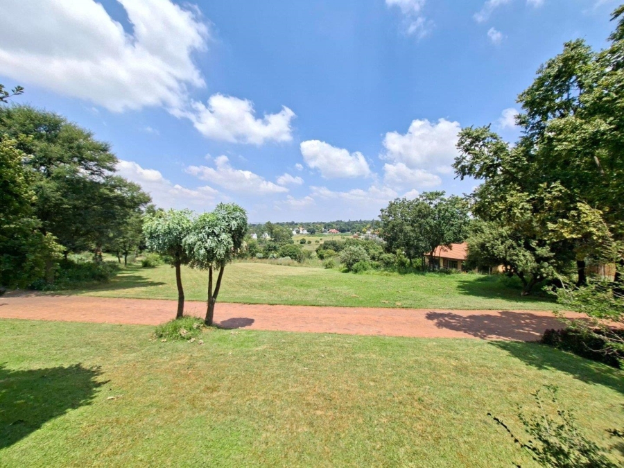 To Let 1 Bedroom Property for Rent in Buccleuch Gauteng