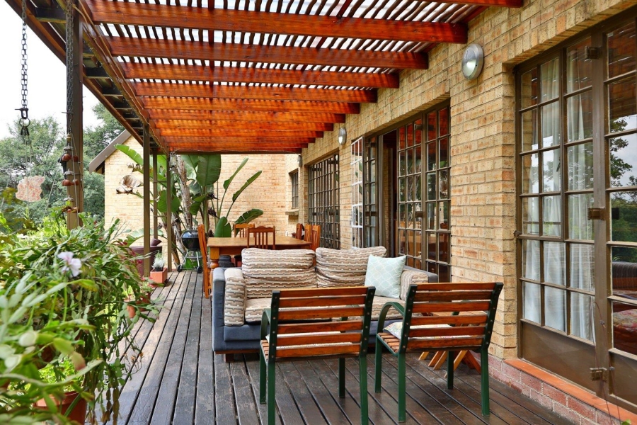 To Let 5 Bedroom Property for Rent in Buccleuch Gauteng