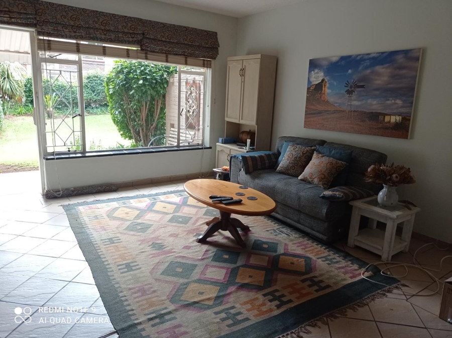 To Let 2 Bedroom Property for Rent in Linden Gauteng