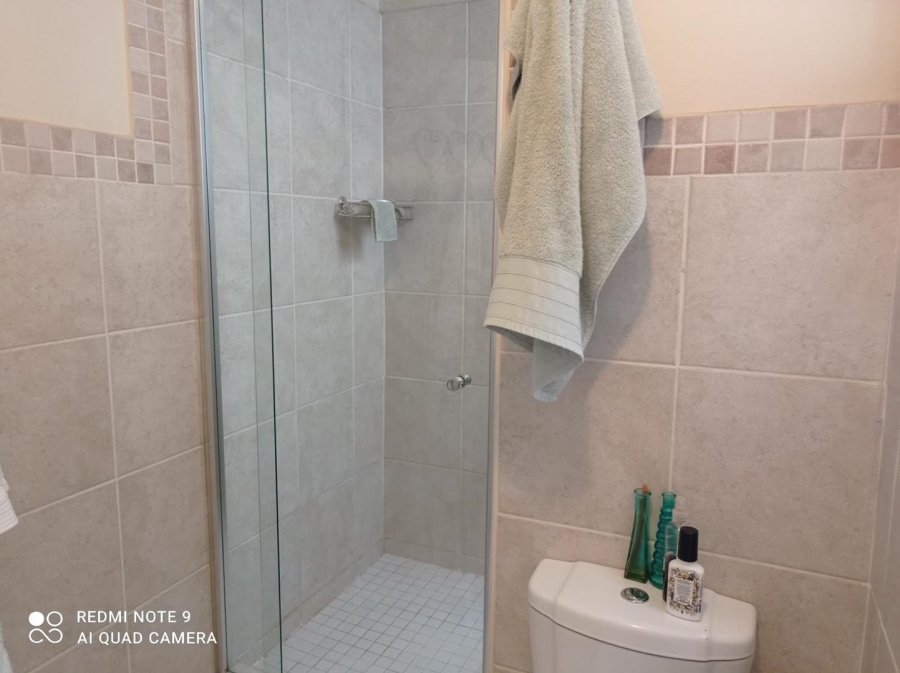 To Let 2 Bedroom Property for Rent in Linden Gauteng