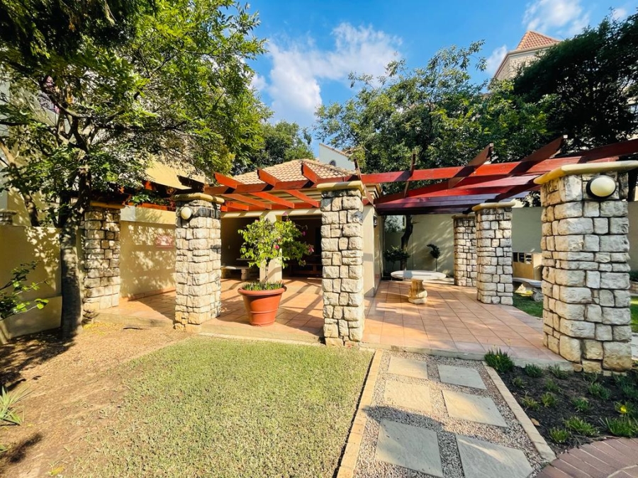 To Let 2 Bedroom Property for Rent in Morningside Gauteng