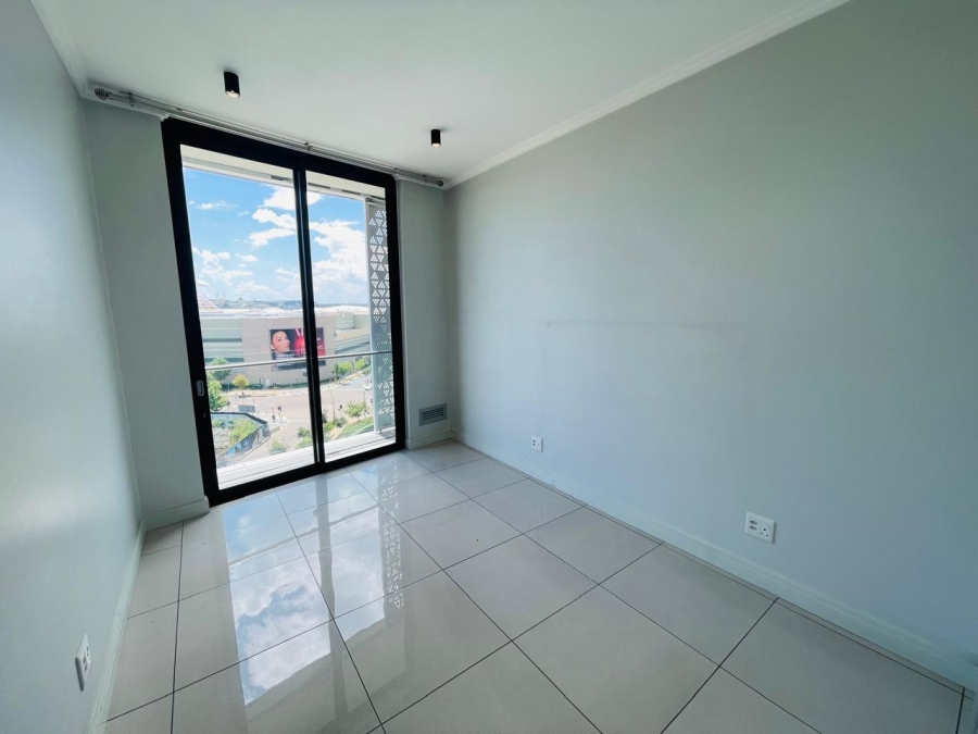 To Let 2 Bedroom Property for Rent in Waterfall Gauteng