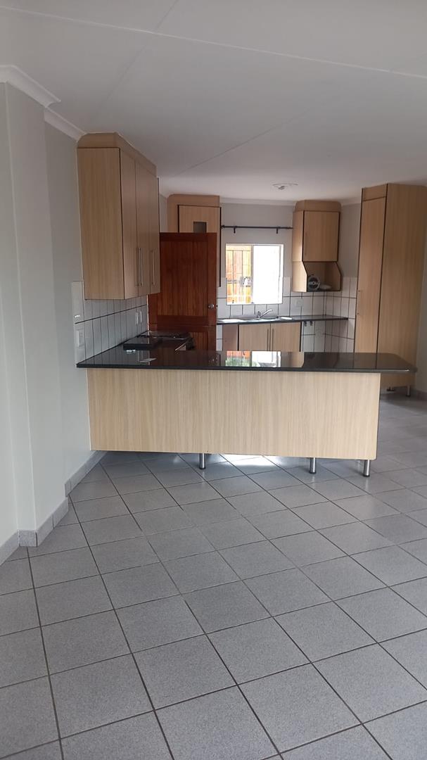 To Let 2 Bedroom Property for Rent in The Reeds Gauteng