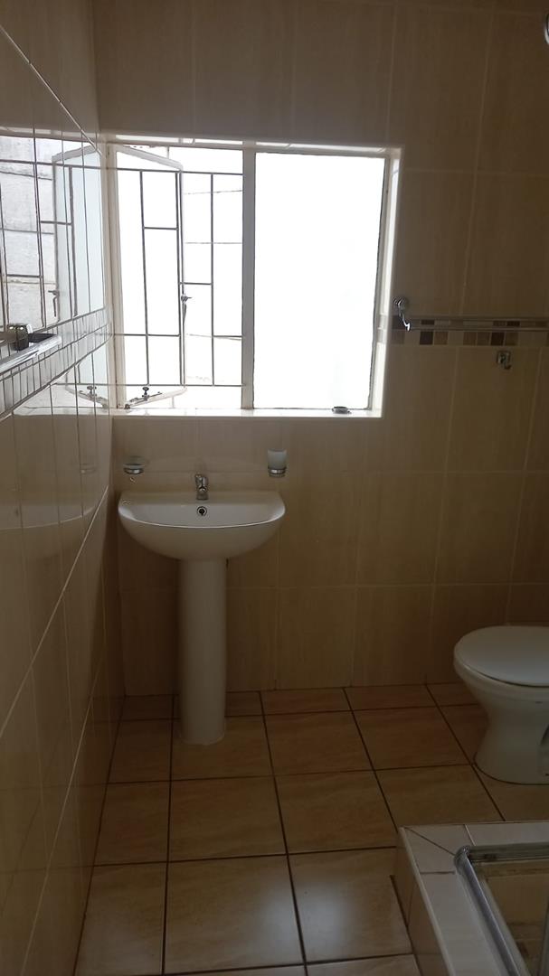 To Let 2 Bedroom Property for Rent in The Reeds Gauteng
