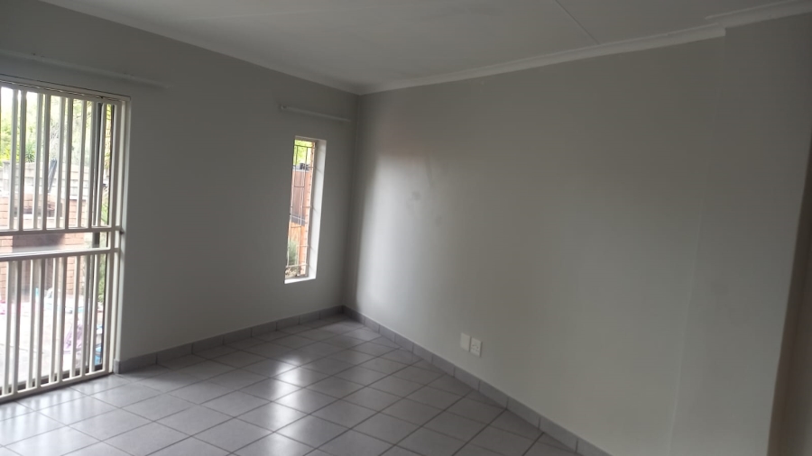 To Let 2 Bedroom Property for Rent in The Reeds Gauteng