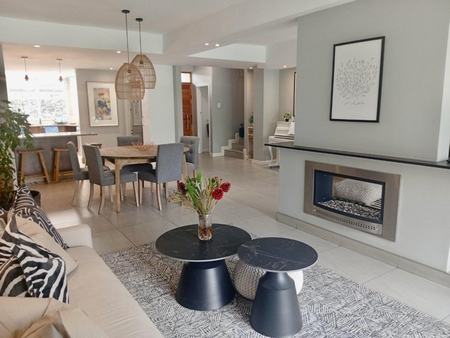 To Let 3 Bedroom Property for Rent in Atholl Gauteng