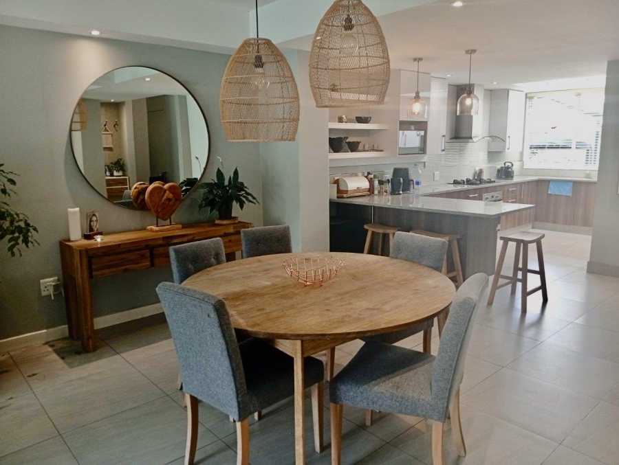 To Let 3 Bedroom Property for Rent in Atholl Gauteng